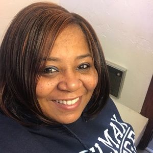 Meet your Posher, Angela